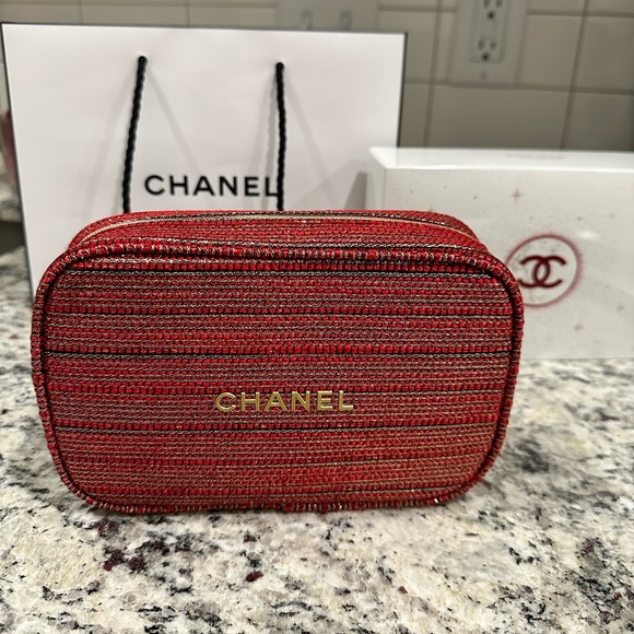 CHANEL Makeup Chanel 222 Holiday Sheet Genius Lipgloss Trio Gift Set Tweed Bag Cosmetic Bag